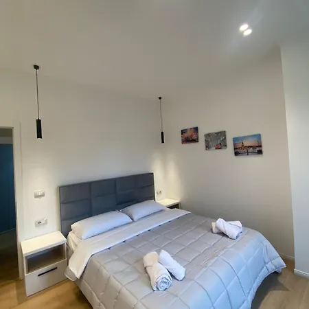 Cozycomfy Apartment Tirana